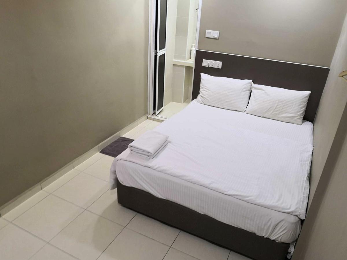 Tropika Garden Hotel Kulai Τζόχορ Μπάχρου Εξωτερικό φωτογραφία