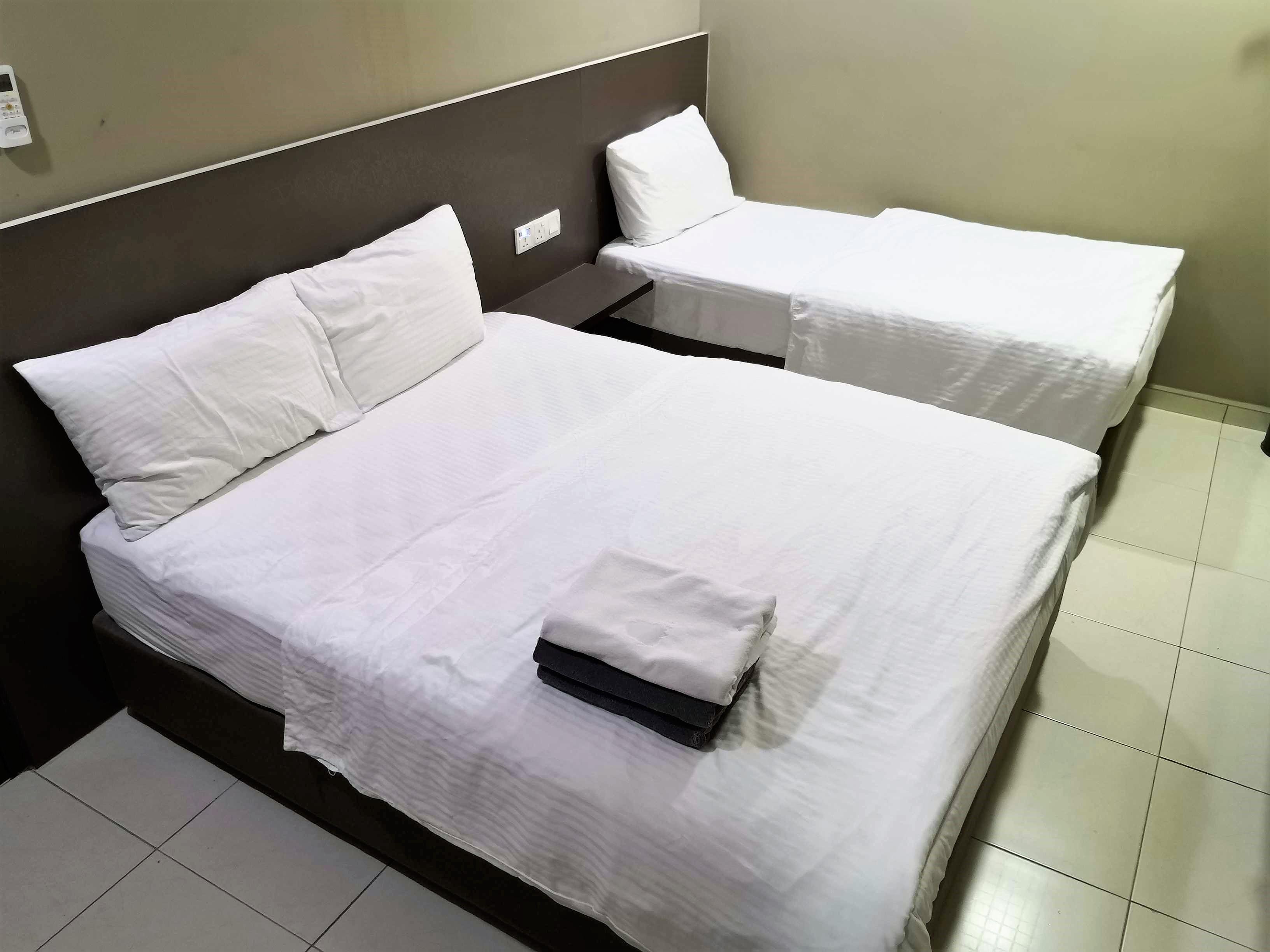 Tropika Garden Hotel Kulai Τζόχορ Μπάχρου Εξωτερικό φωτογραφία